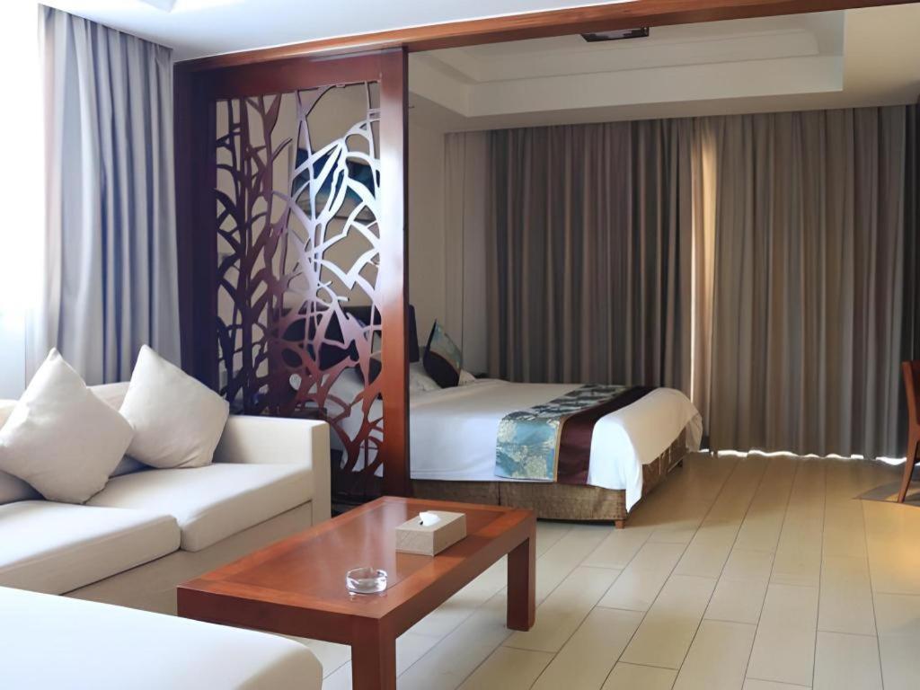 ซานยา เซี่ยงไฮ้ หัวถิง บูทิก รีสอร์ต โฮเต็ล Hotel ซานย่า ภายนอก รูปภาพ